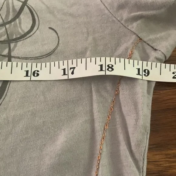 Sold !! Hard rock couture graphic tee size L preloved❤️EUC - Picture 13 of 14